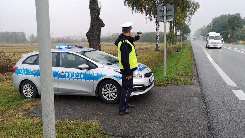 Kontrola prędkości – dystans pomiarowy to nawet 800 metrów!