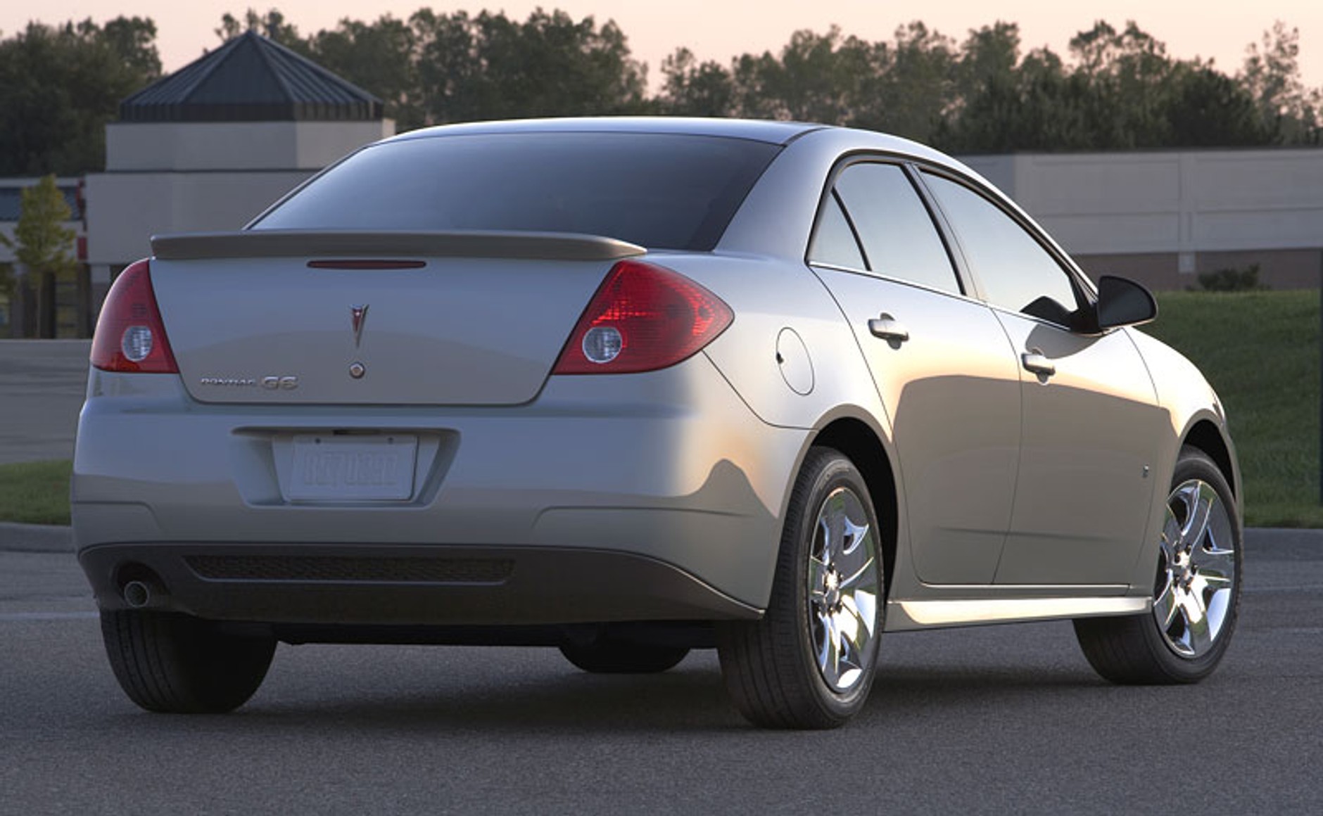 Los Angeles 2008: Pontiac G6 – facelifting na rok modelowy 2009
