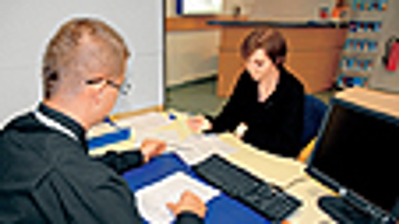 Jak wybrać najlepsze ubezpieczenie OC?