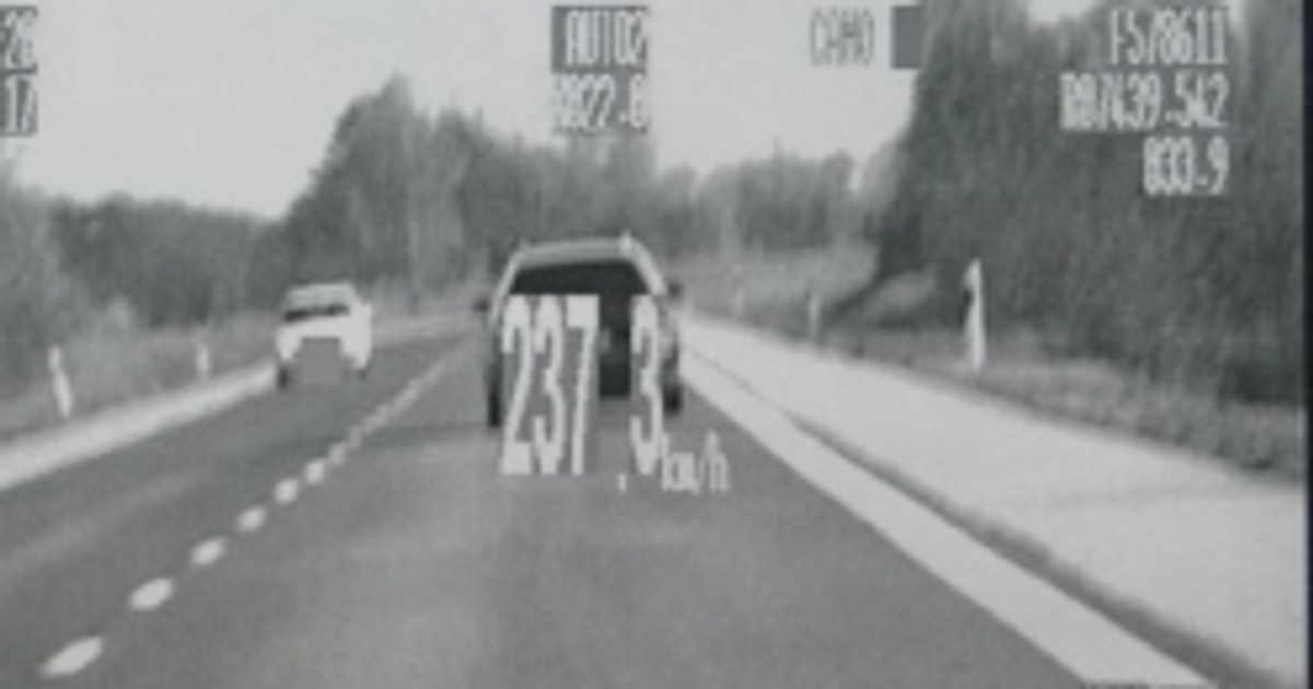 Czeski pirat  jechał w Polsce 237 km/godz.