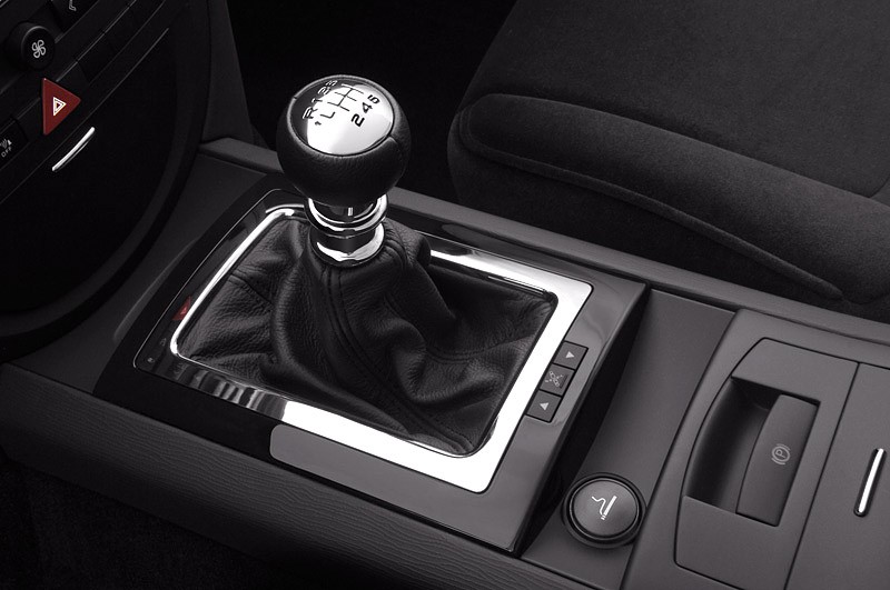Citroen C6: automat również dla 4-cylindrowego 2,2 HDI (170 KM)