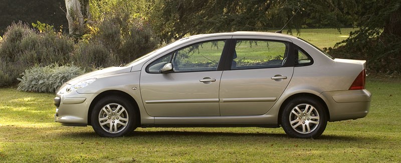 Peugeot 307 Sedan: produkcja w Nigerii rozpoczyna się w poniedziałek