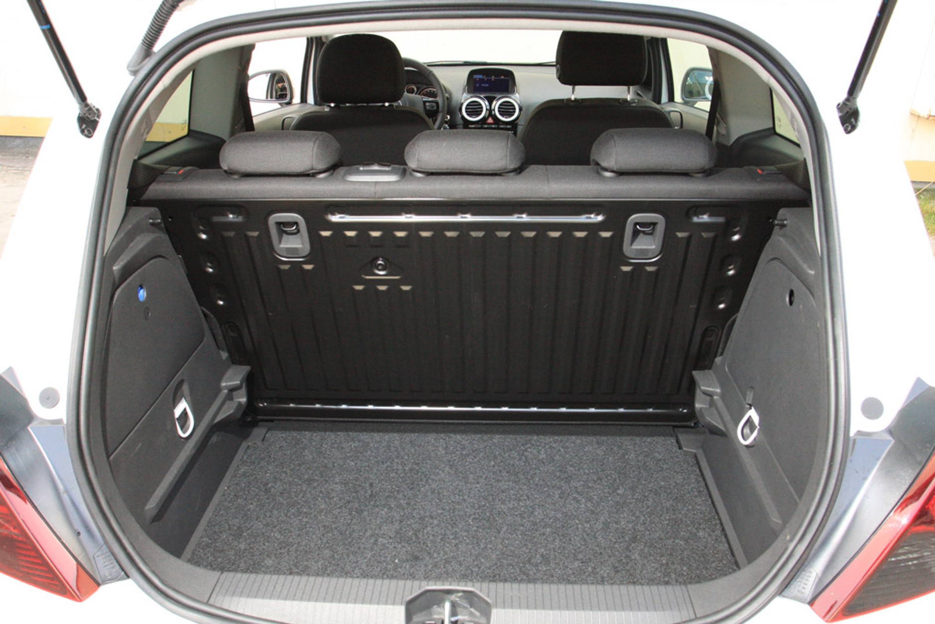 Opel Corsa 1.7 CDTi Color Race: Sposób na wyróżnienie się z tłumu