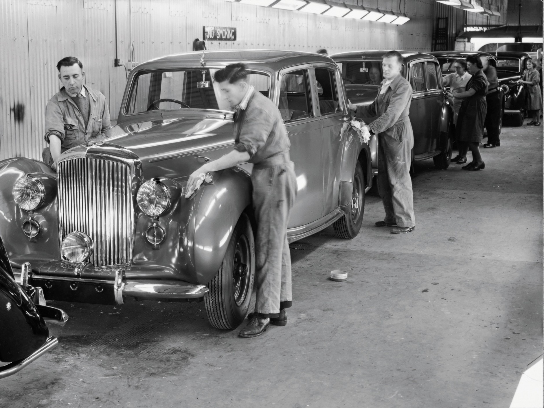 Bentley – 75 lat produkcji w Crewe
