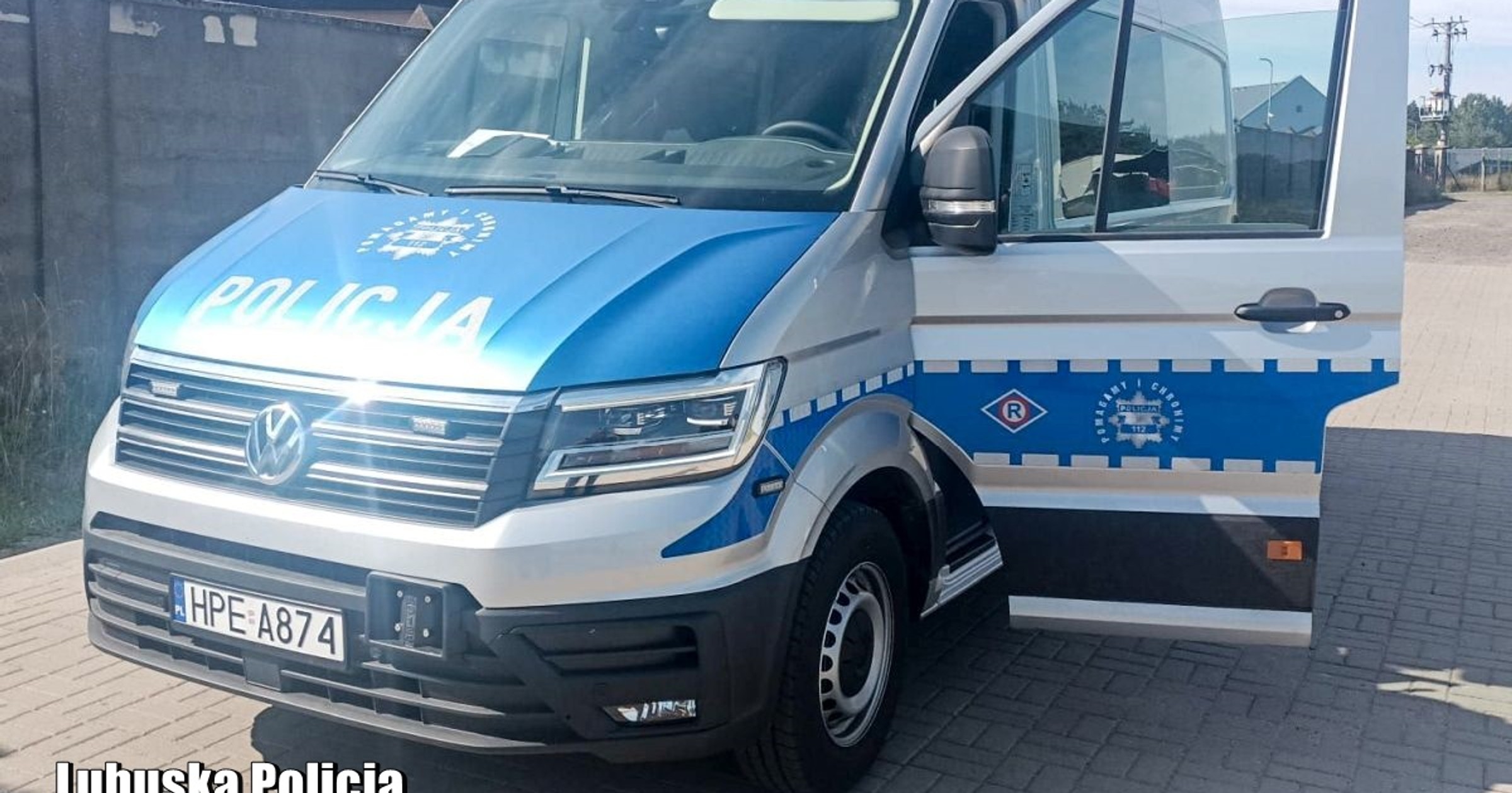 Policja na co dzień korzysta już ze specjalnych ambulansów