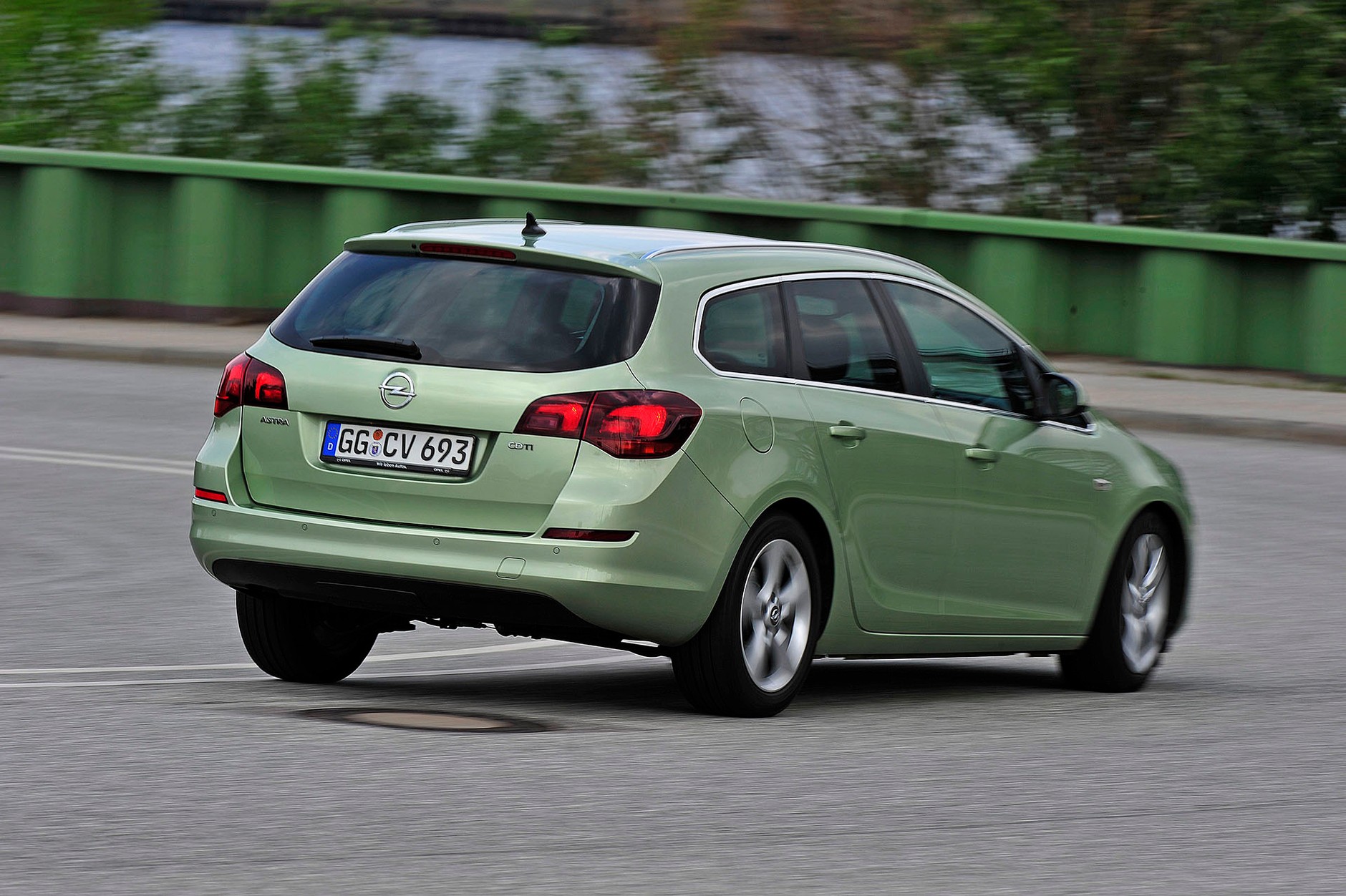 Opel Astra IV - lata produkcji 2009-14, cena od 20 500 zł