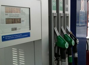 Rekordowo drogi wrzesień na stacjach paliw