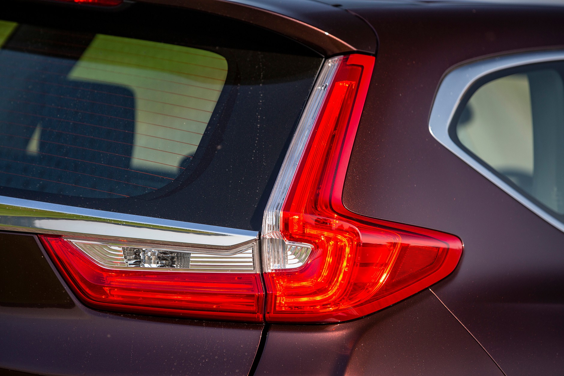 Honda CR-V 1.5 VTEC Turbo CVT - dużo miejsca i dobre prowadzenie