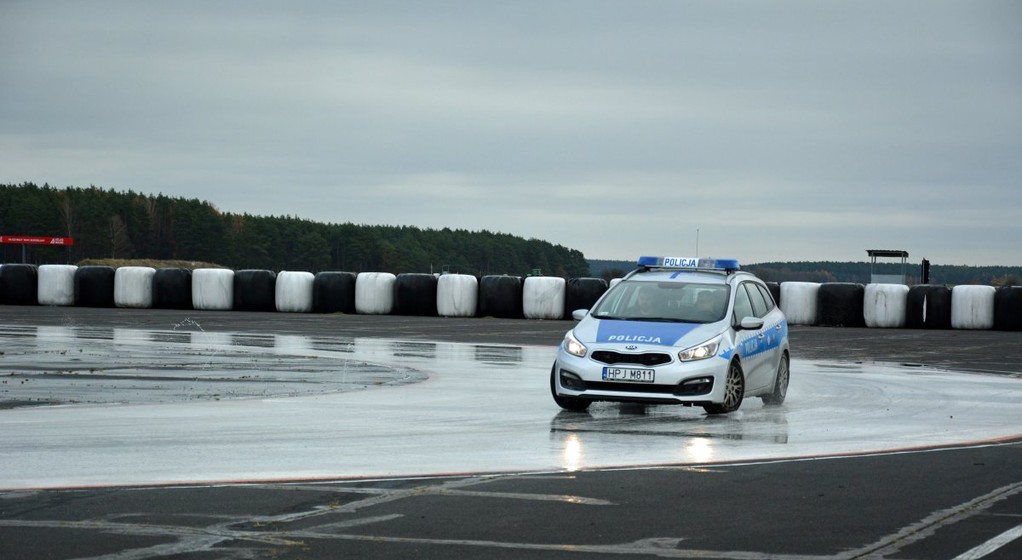 Grupa "SPEED" trenuje umiejętności na torze Silesia Ring