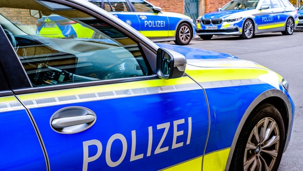 Polka spowodowała wypadek drogowy w Niemczech. Może odpowiedzieć jak za morderstwo