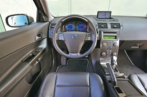 Które GTI jest najlepsze? Ford Focus ST kontra VW Golf GTI, Honda Civic Type R i Volvo C30 T5