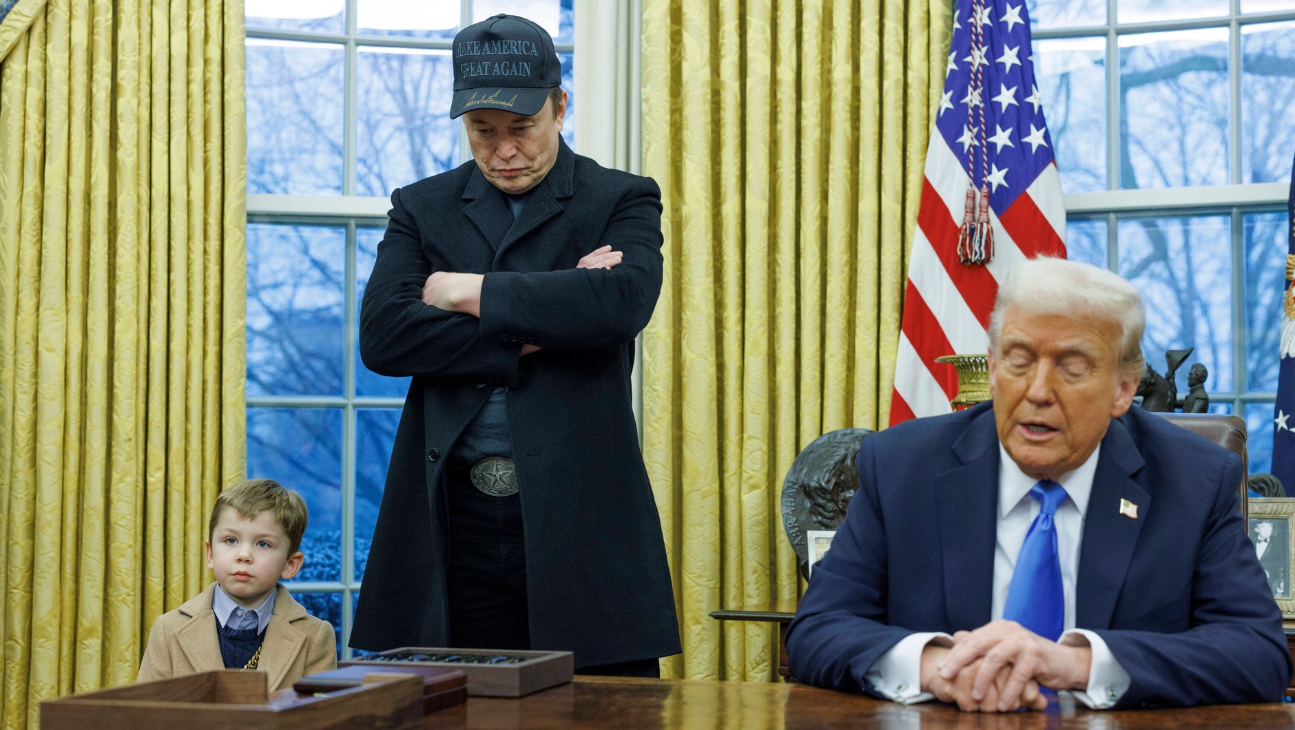 Elon Musk i Donald Trump w Białym Domu (11 lutego 2025 r.)