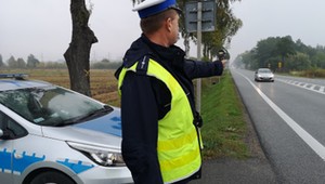 Jak rozmawiać z policjantem podczas kontroli? Nie pogarszaj sprawy