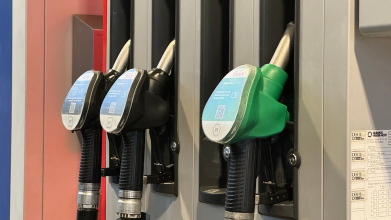 Tankowanie samochodu