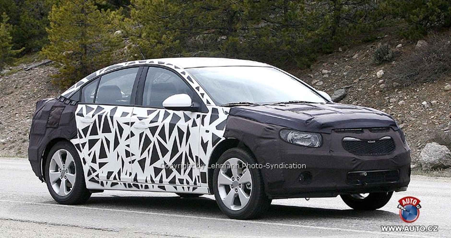 Chevrolet: nazwa Cruze dla najnowszego modelu (+ zdjęcia szpiegowskie)