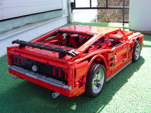 Zbuduj sobie samochód z Lego...