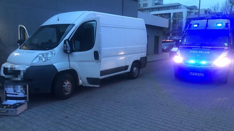 Policjanci odkryli w samochodzie aż 110 kg marihuany