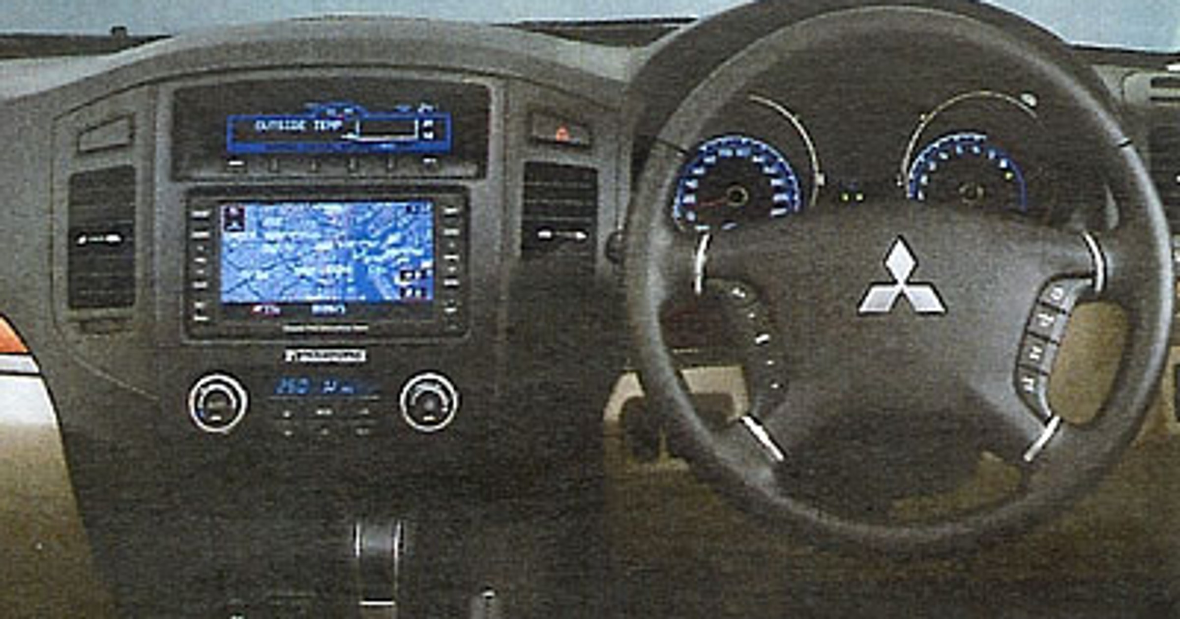 Odmłodzone Mitsubishi Pajero w Paryżu