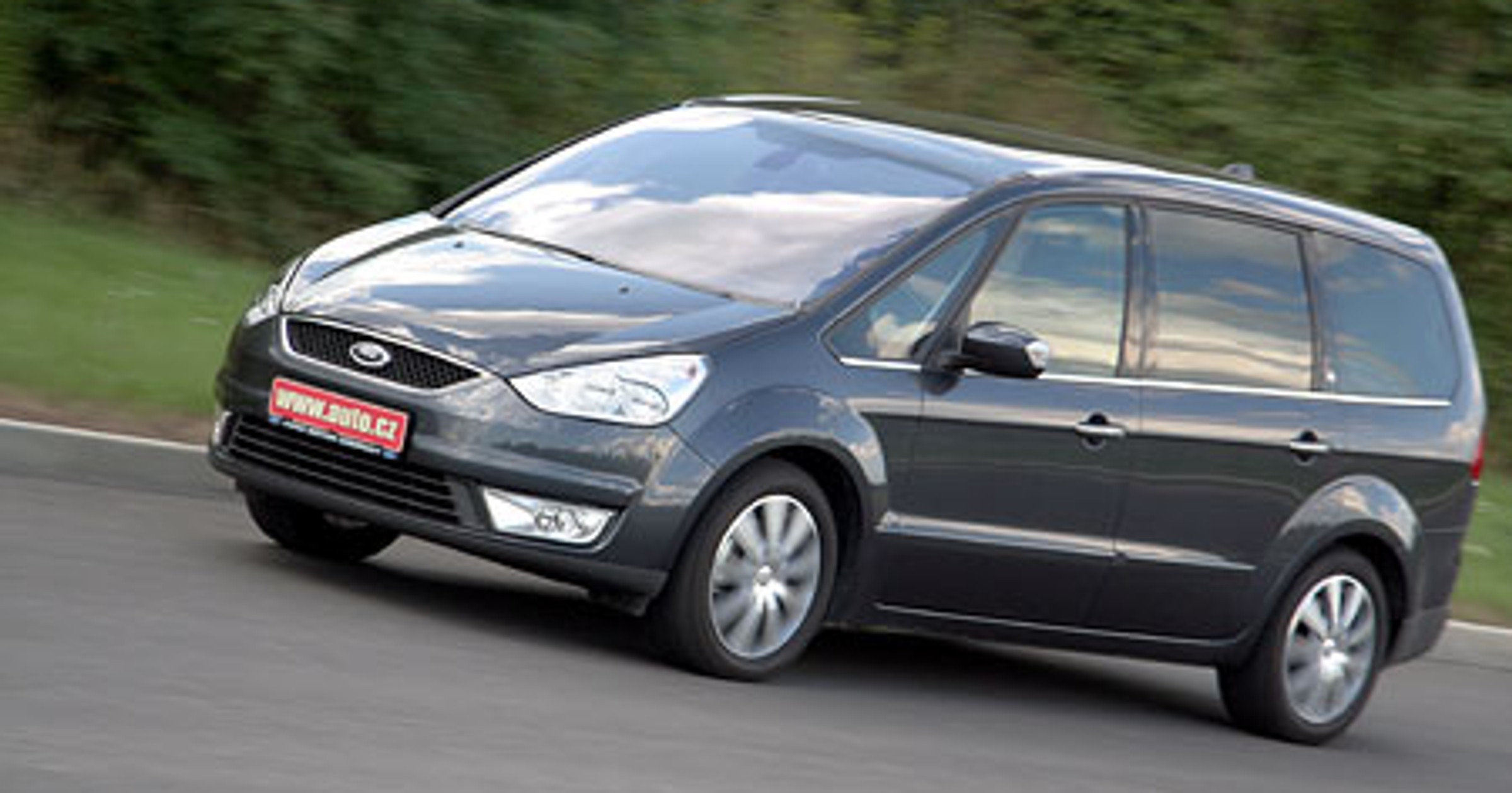 Ford Galaxy 2,0 TDCI - ognisty mikrobus
