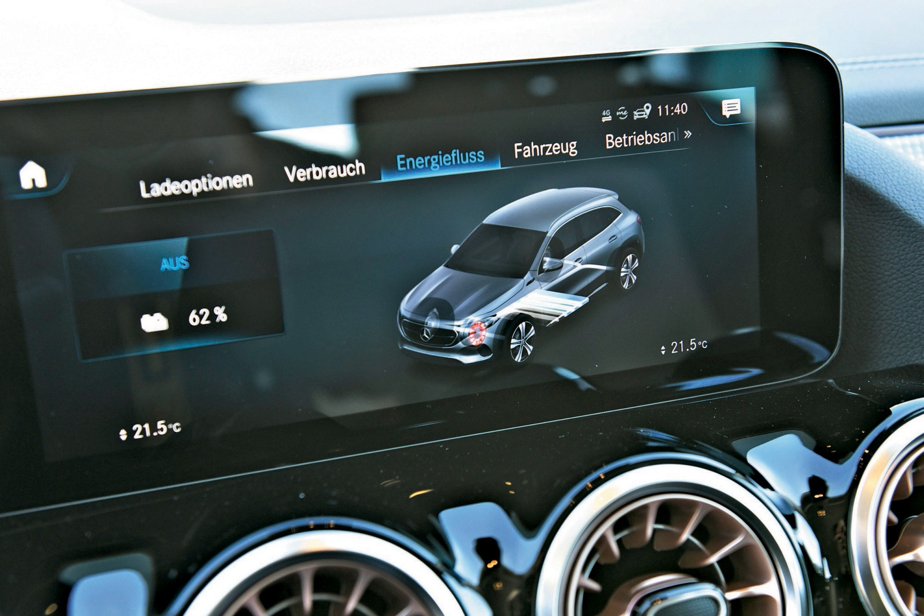 Czy ten duet zelektryfikuje motoryzację? Mercedes EQA kontra Kia e-Niro