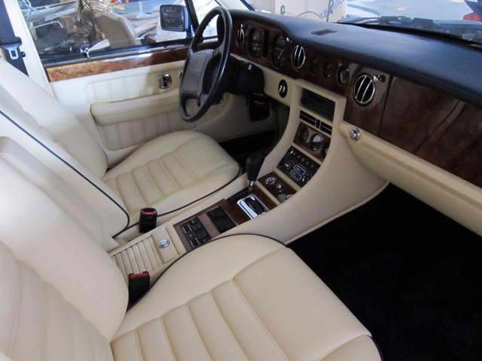 Bentley kombi z firmy Robert Jankel Design z Weybridge