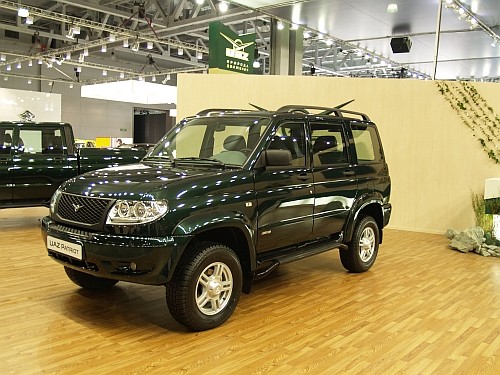 Światowe premiery prosto z Moskwy. Moscow Motor Show 2008