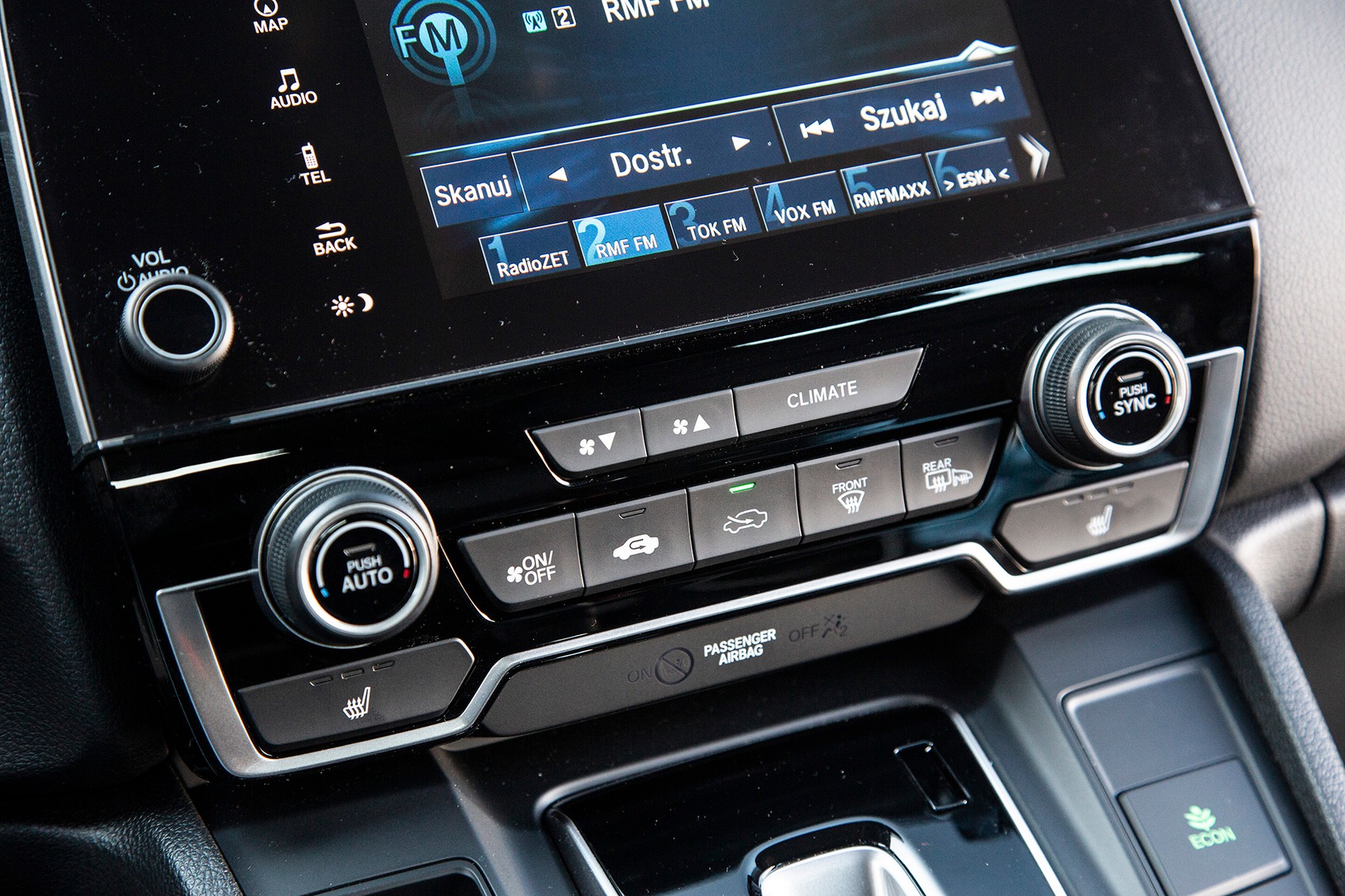 Honda CR-V 1.5 VTEC Turbo CVT - dużo miejsca i dobre prowadzenie
