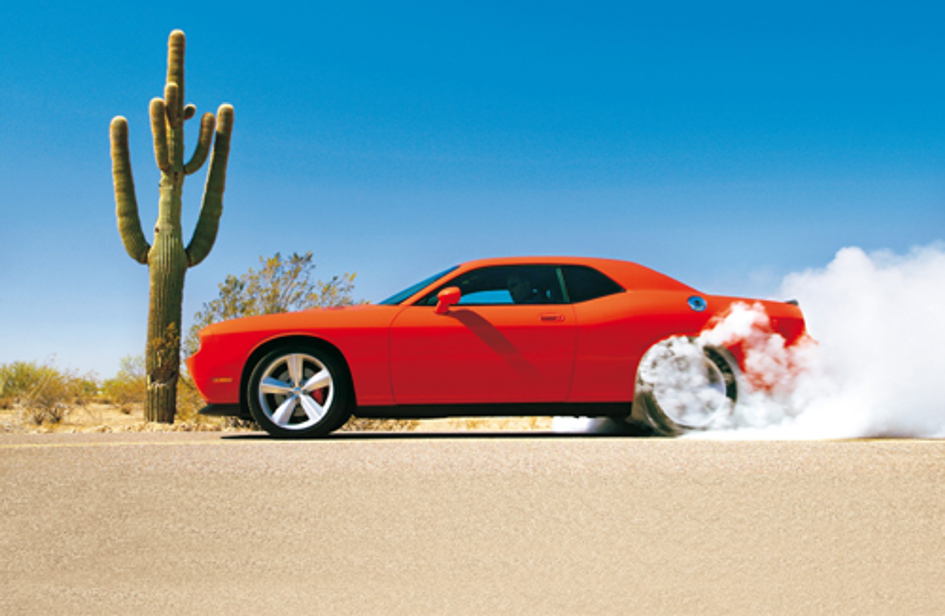 Dodge Challenger SRT-8 - Kultowa maszyna parowa