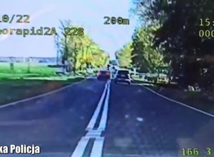 Zszokował nawet policjantów. Za tę liczbę punktów straciłby prawo jazdy dwa razy! [WIDEO]