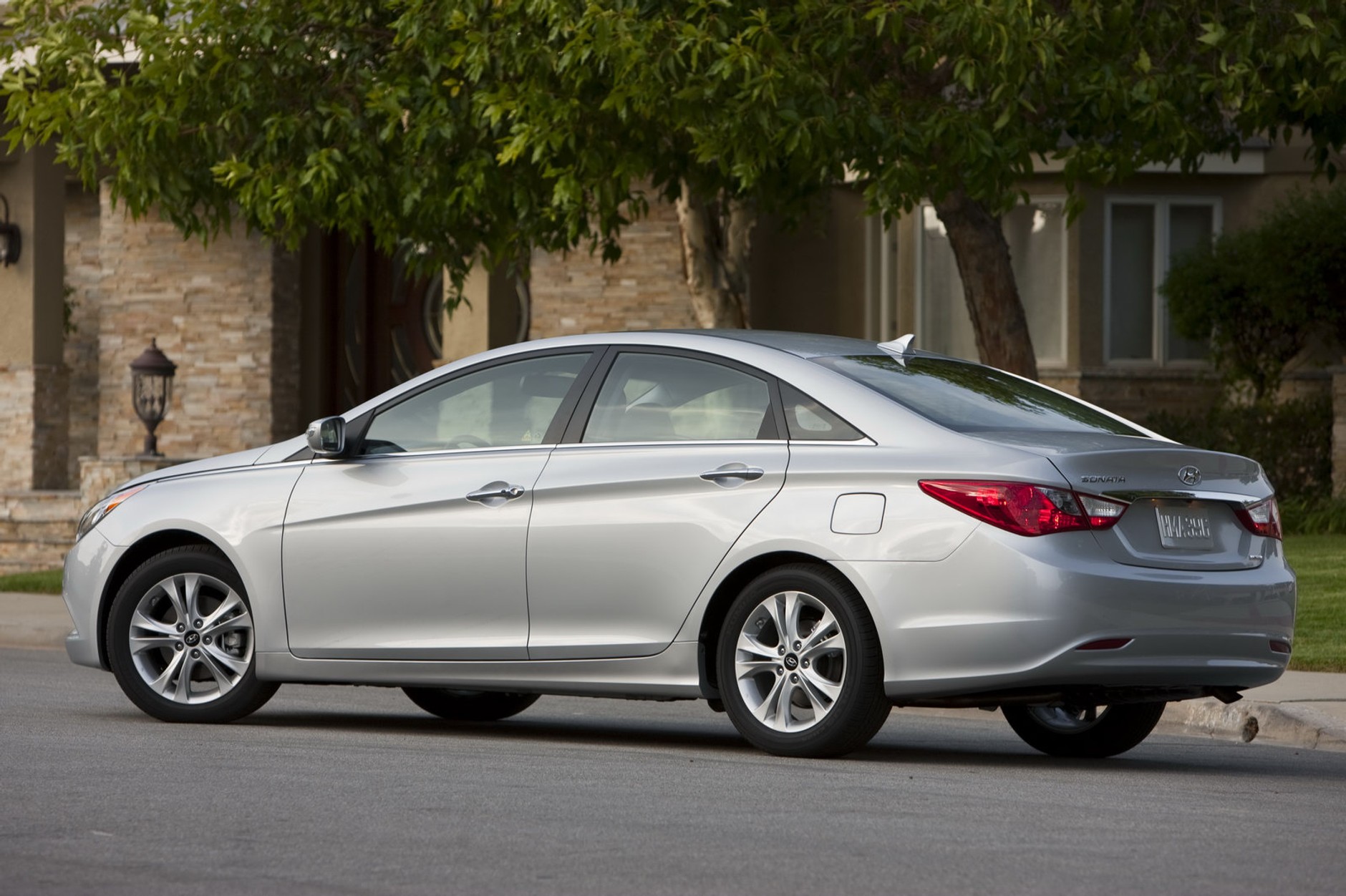 Hyundai Sonata - Koreańska limuzyna która już gdzieś widzieliśmy