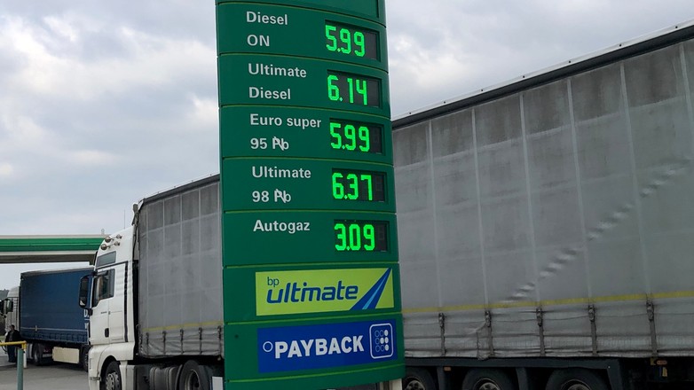 Ceny paliw na stacji przy autostradzie A2 pod Warszawą