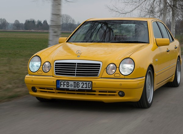 Mercedes W210 E50 AMG - jeśli okular, to tylko taki!