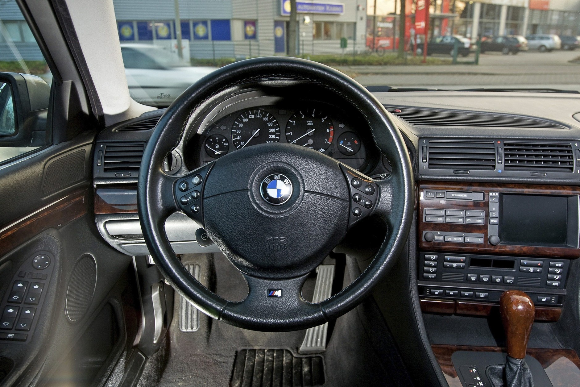 BMW serii 7 E38 (1994-2002)