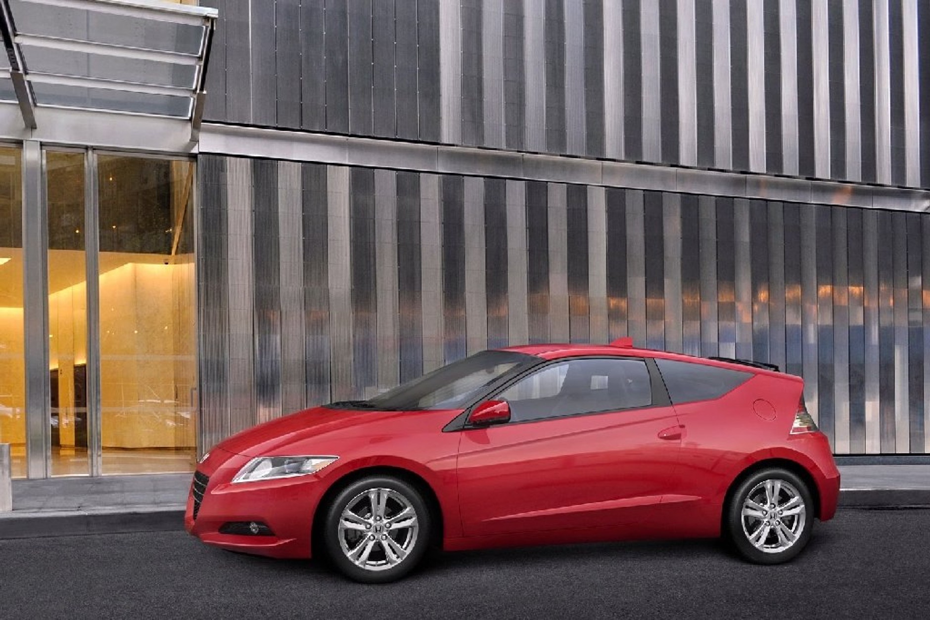 Honda CR-Z - Tak będzie wyglądała produkcyjna wersja (galeria)