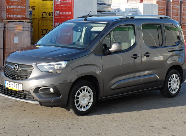 Opel Combo Life 1.5 Diesel – wybór rozsądku, nie serca | TEST