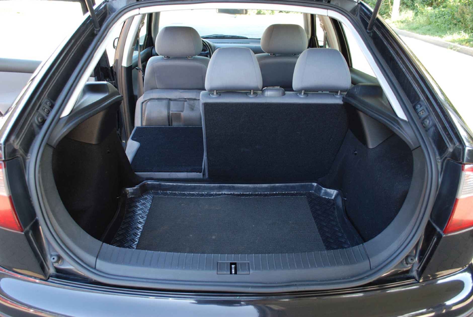 Seat Leon 1.9 TDI - Ma osobowość i solidną budowę