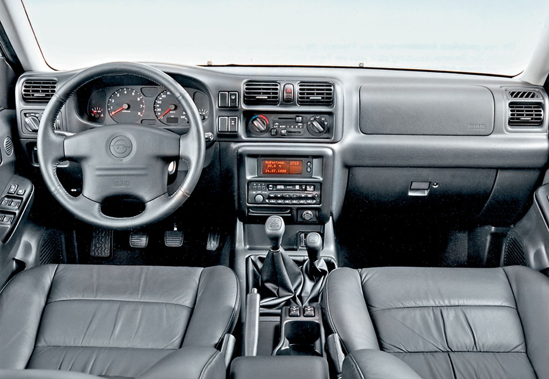 Opel Frontera 2.2 - lata produkcji 1998-2004