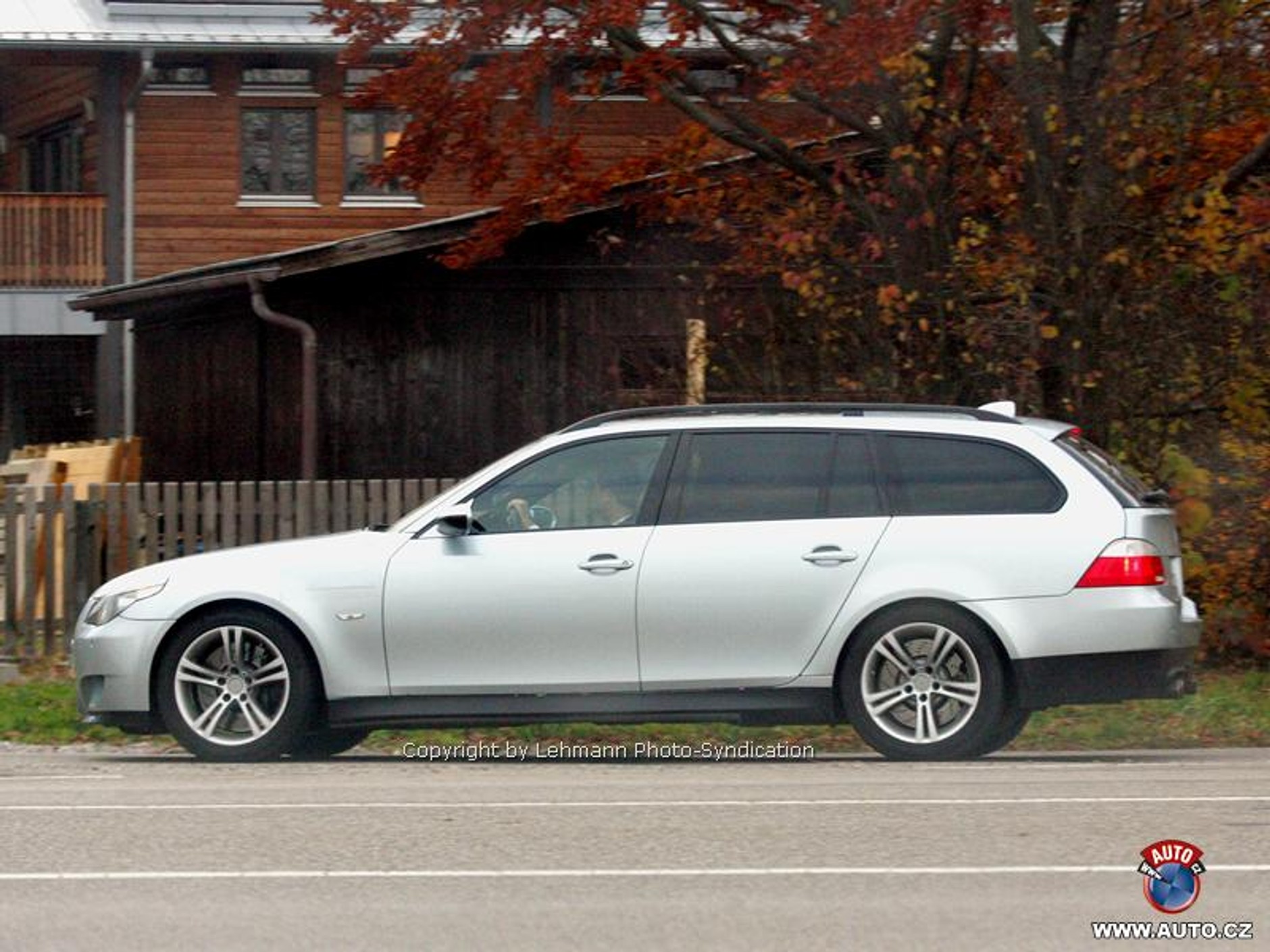 Zdjęcia szpiegowskie: BMW M5 Touring na Nürburgringu