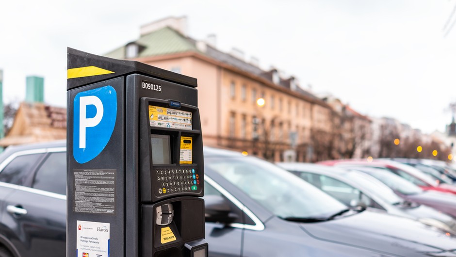 Parking Warszawa - zdjęcie ilustracyjne
