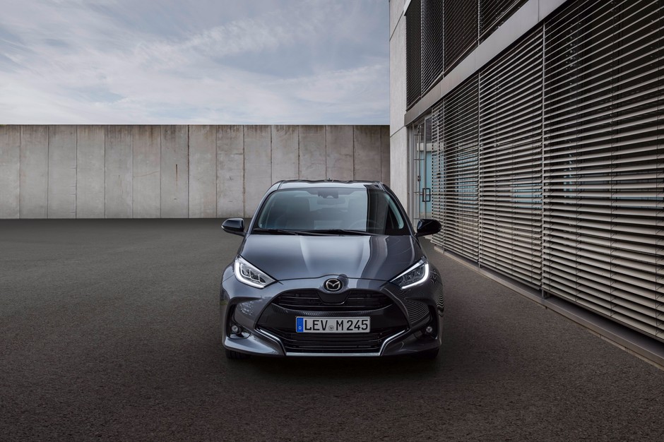 Mazda 2 Hybrid 2022
