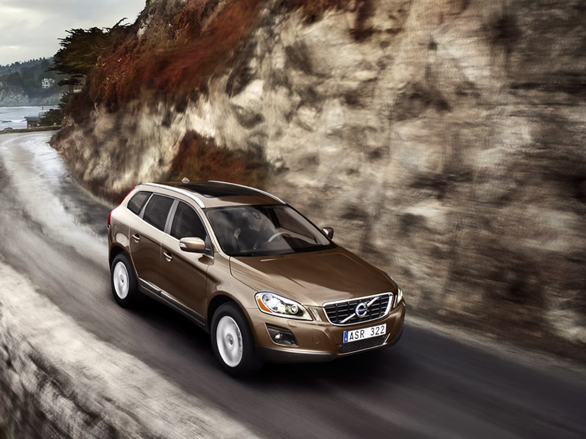 Genewa 2008: Volvo XC60 - nowy standard bezpieczeństwa (fotogaleria + wideo)