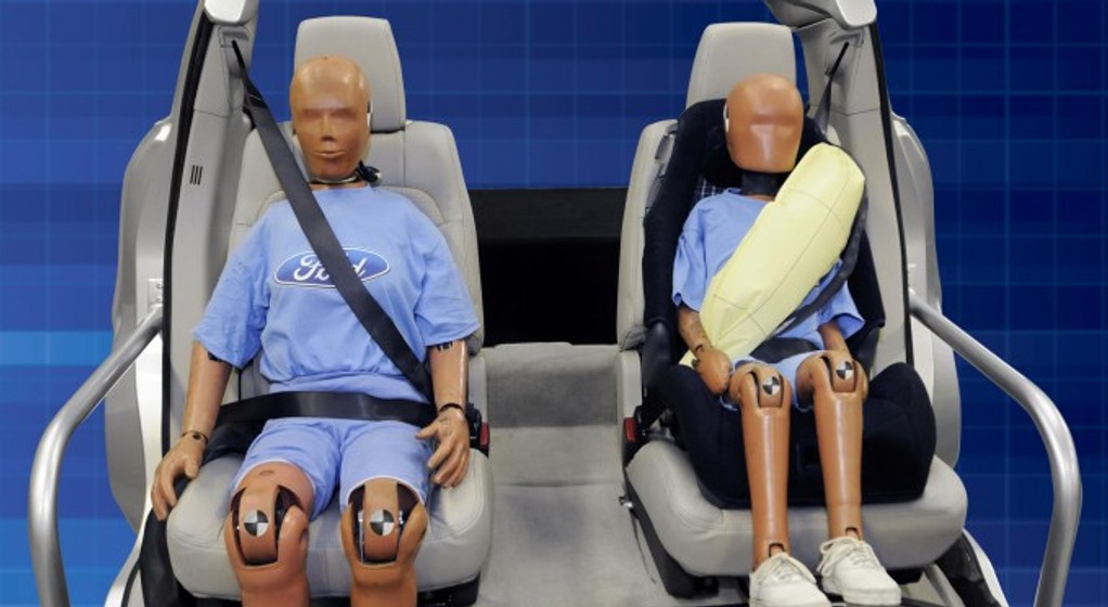 NAPINACZ PASA BEZPIECZEŃSTWA