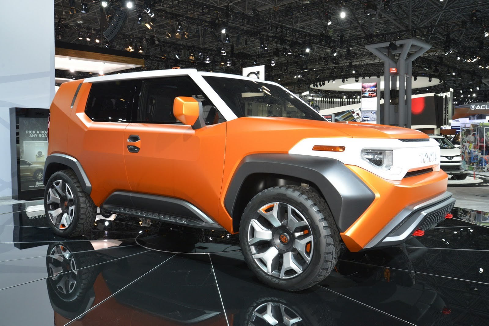 Toyota FT-4X