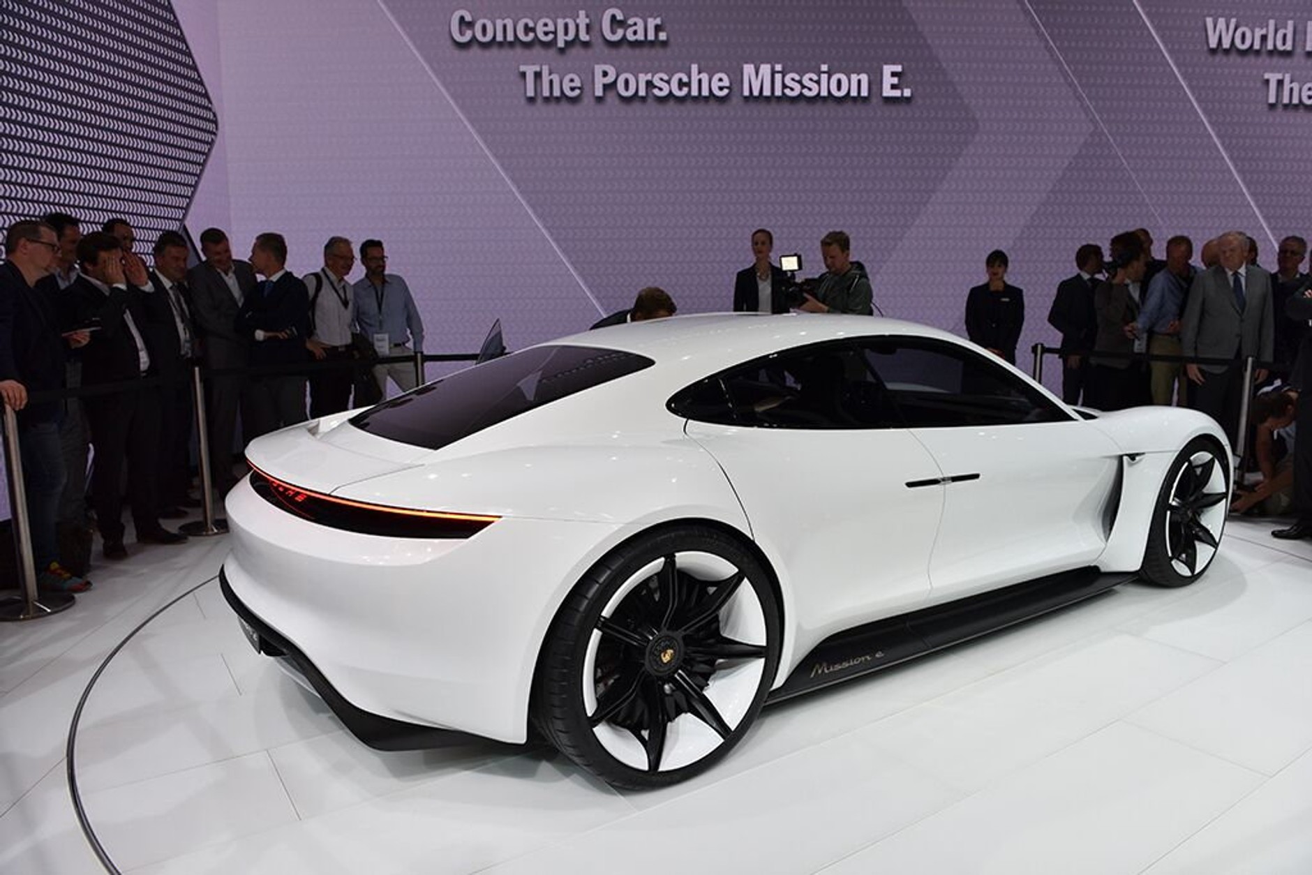 Frankfurt 2015 - premiery