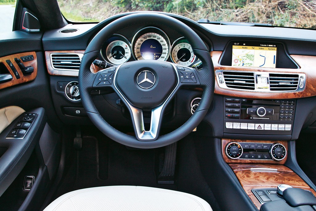Mercedes CLS: czyli ekstraklasa