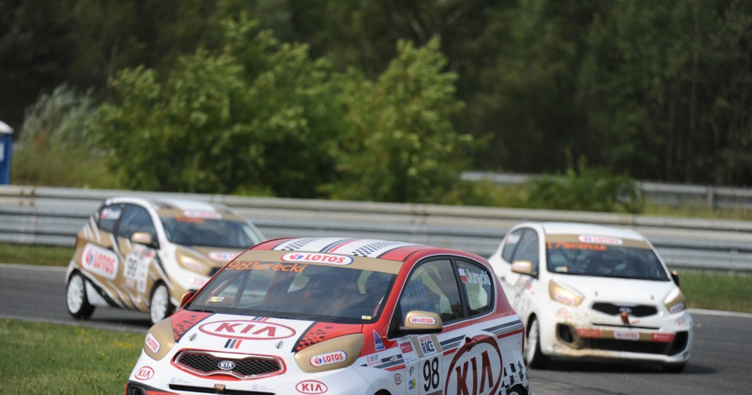 Kia Lotos Race jedzie na tor Slovakiaring