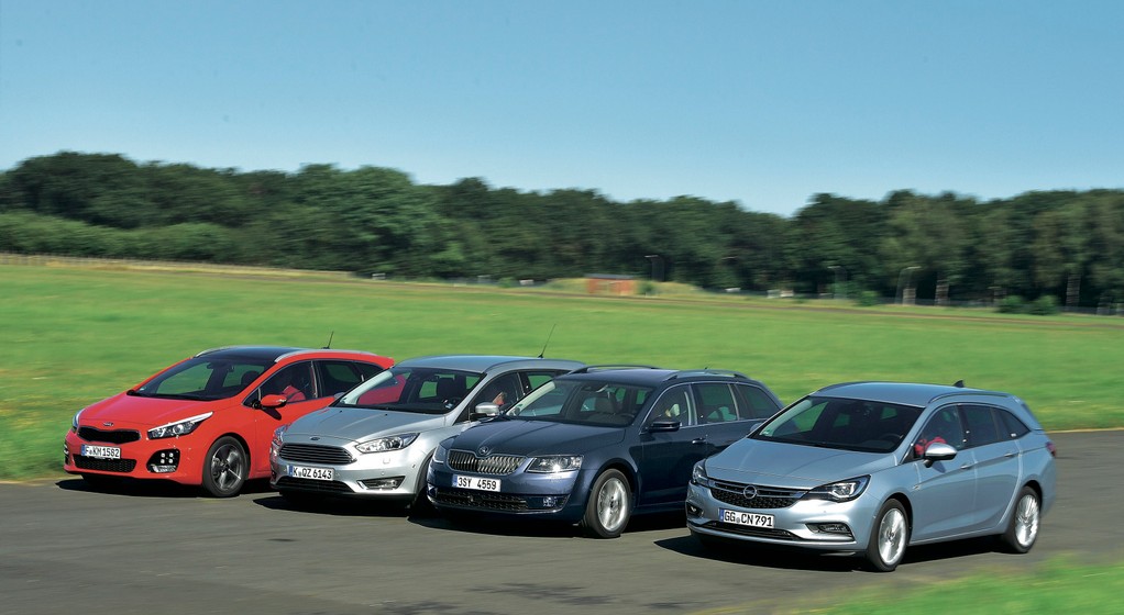 12 cylindrów... i aż 4 auta: Focus, cee'd, Astra i Octavia