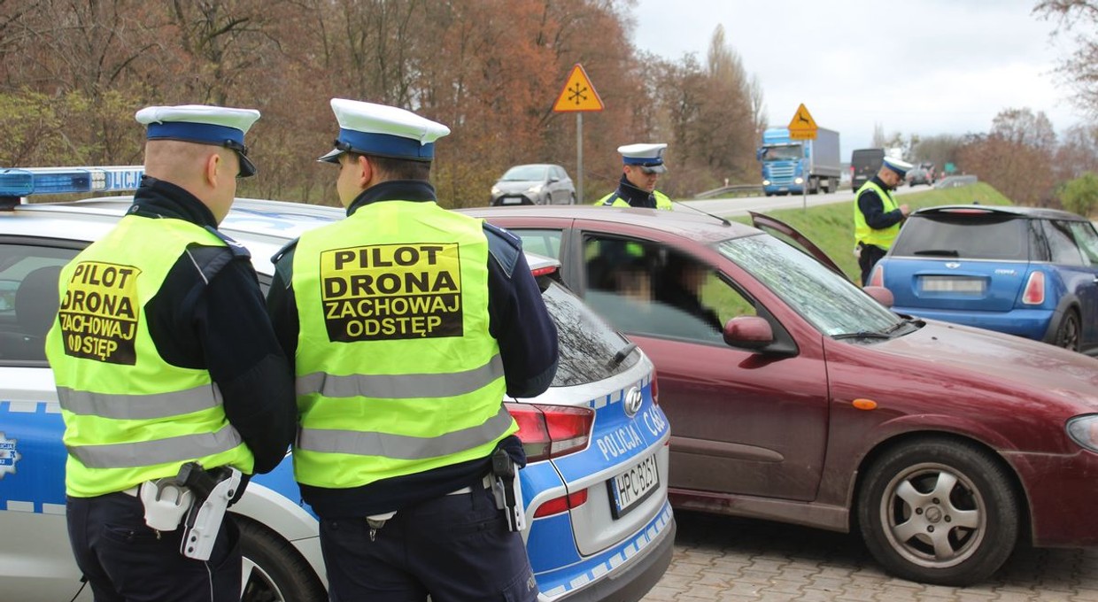 Policja użyła "tajnej" broni. Jest jej coraz więcej. Znów "poluje" na kierowców [WIDEO]