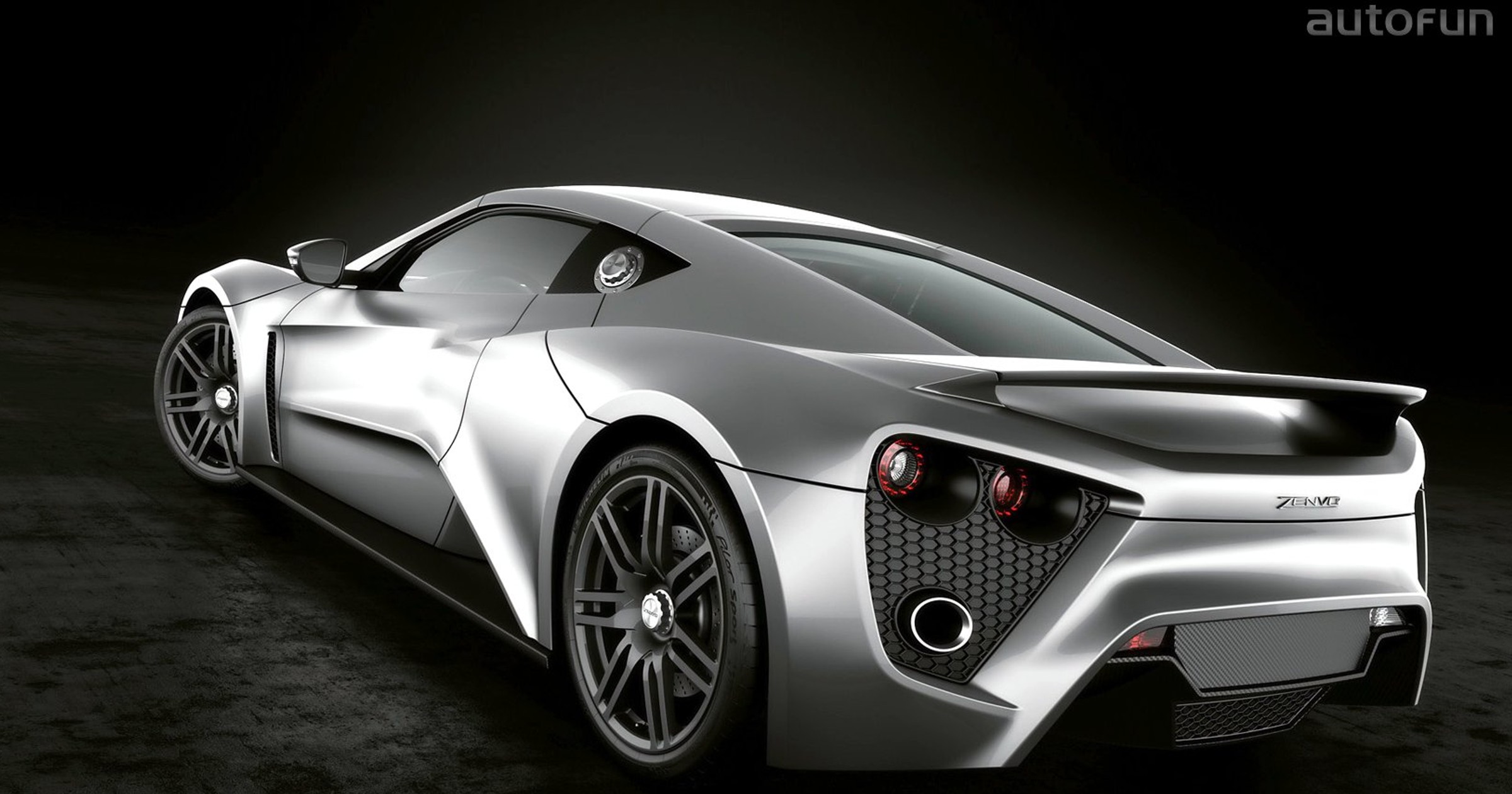Zenvo ST1