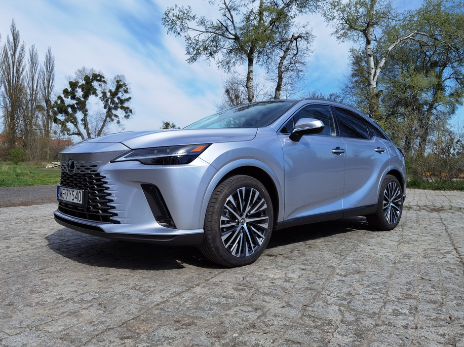 Najnowszy Lexus RX